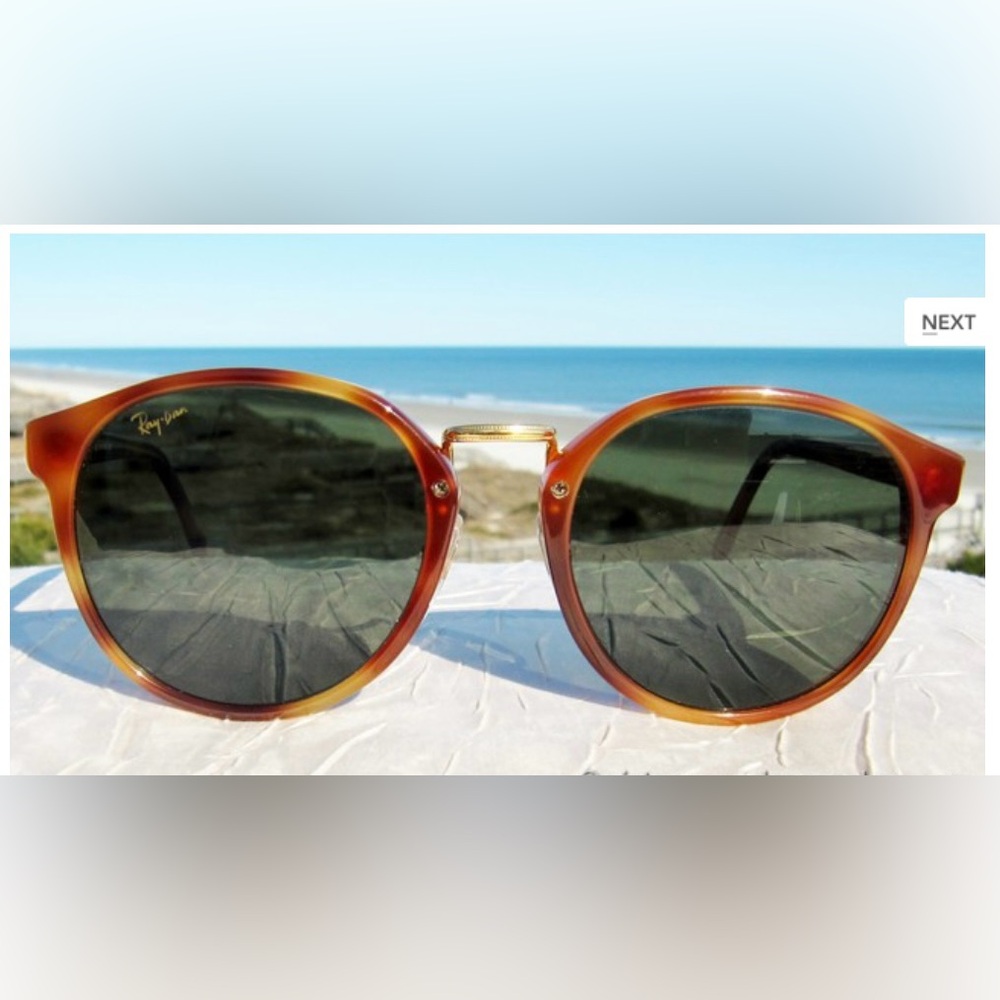 Vintage classic Ray-Ban‘s W1104 Tortoise sunglasses